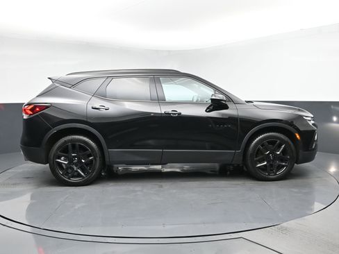 Used 2020 Chevrolet Blazer LT AWD/4WD image 3
