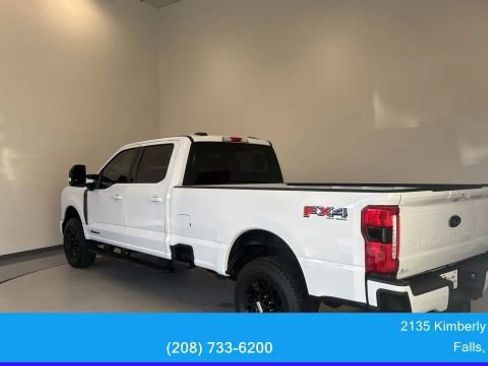 Used 2023 Ford F350 XLT w/ XLT Premium Package image 5