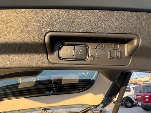 New 2026 Ford Explorer Active w/ Active Comfort Package image 28