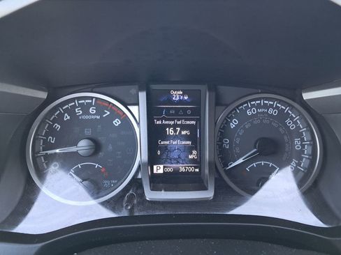 Used 2021 Toyota Tacoma SR5 image 18