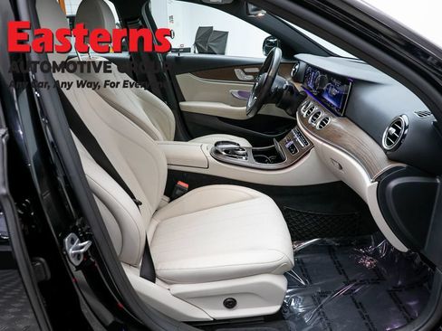 Used 2020 Mercedes-Benz E 450 4MATIC Sedan w/ Parking Assistance Package image 24