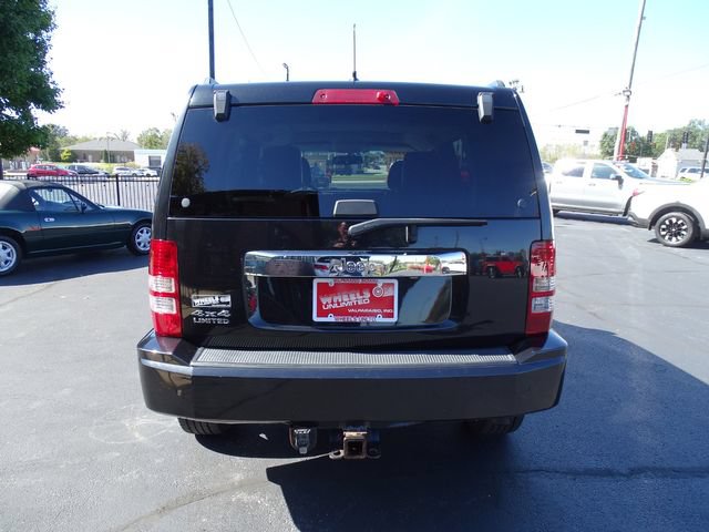 Used 2010 Jeep Liberty Limited w/ Tire & Wheel Group AWD/4WD image 8
