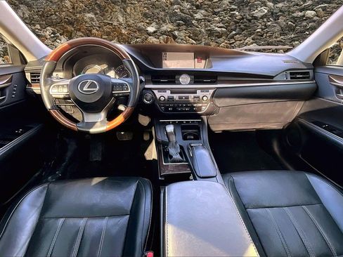 Used 2017 Lexus ES 350 image 13