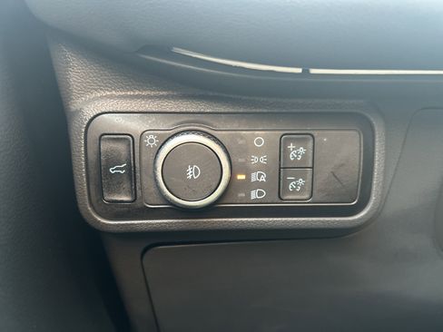 Used 2025 Ford Explorer ST image 12