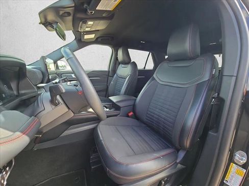 Used 2025 Ford Explorer ST-Line AWD/4WD image 14