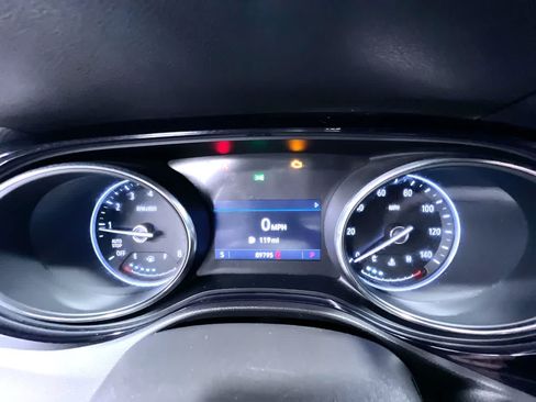 Used 2021 Buick Encore GX Essence FWD image 22