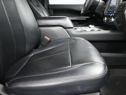 Used 2019 Ford Expedition XLT w/ Equipment Group 202A RWD image 25