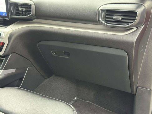 Used 2024 Ford Explorer XLT w/ Equipment Group 202A RWD image 63