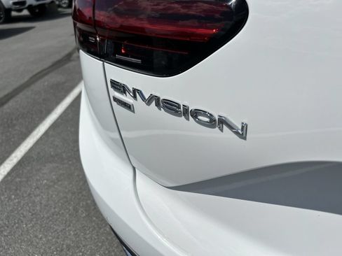 Used 2021 Buick Envision Essence w/ Technology Package I AWD/4WD image 10
