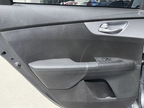 Used 2023 Kia Forte LXS FWD image 22