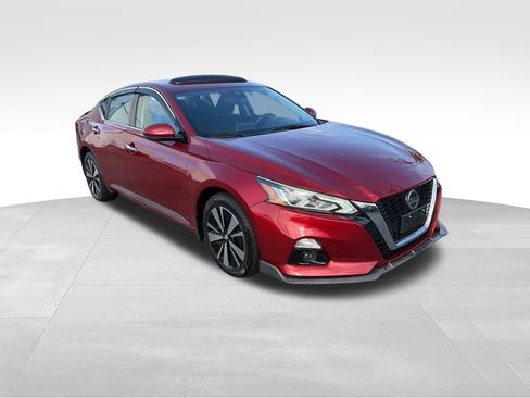 Used 2019 Nissan Altima 2.5 SV image 8