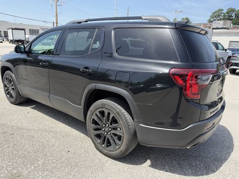 Used 2023 GMC Acadia SLE w/ Elevation Edition FWD image 5
