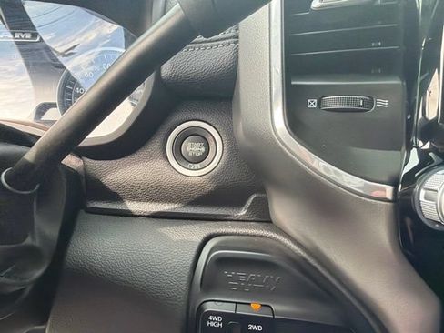 Used 2023 RAM 3500 Laramie AWD/4WD image 27