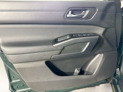 Used 2023 Nissan Pathfinder SL w/ Cargo Package image 12