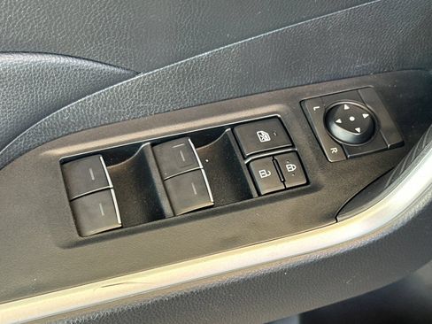 Certified 2025 Toyota RAV4 XLE FWD image 13