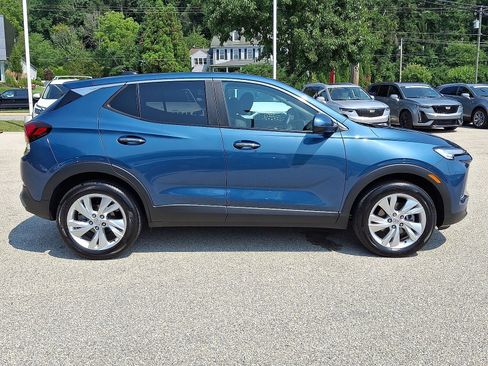 Certified 2024 Buick Encore GX Preferred w/ Comfort Package AWD/4WD image 26