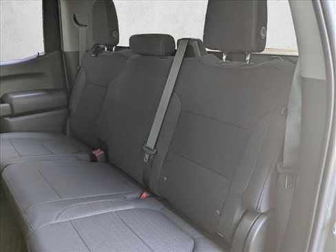 Used 2021 Chevrolet Silverado 1500 LT RWD image 19