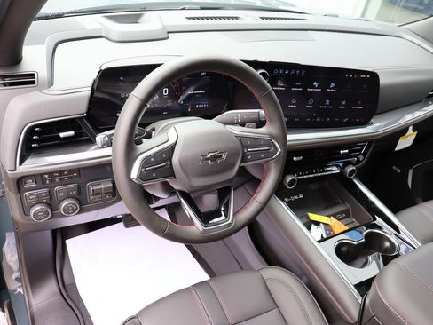 New 2026 Chevrolet Suburban RST w/ RST Capability Package AWD/4WD image 26