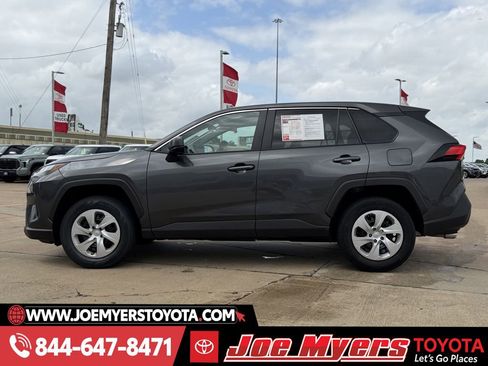 Used 2024 Toyota RAV4 LE image 6