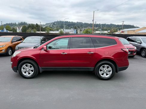 Used 2014 Chevrolet Traverse LT image 7