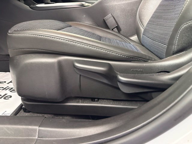 Used 2025 Buick Envista Preferred FWD image 13