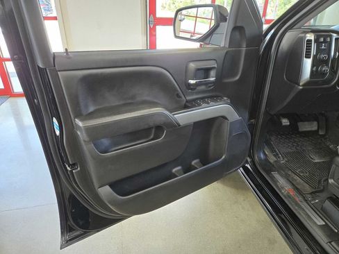 Used 2019 Chevrolet Silverado 1500 LT w/ All Star Edition AWD/4WD image 10
