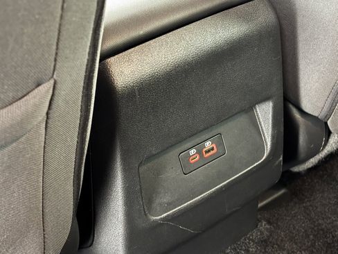 Used 2022 Nissan Frontier SV image 42