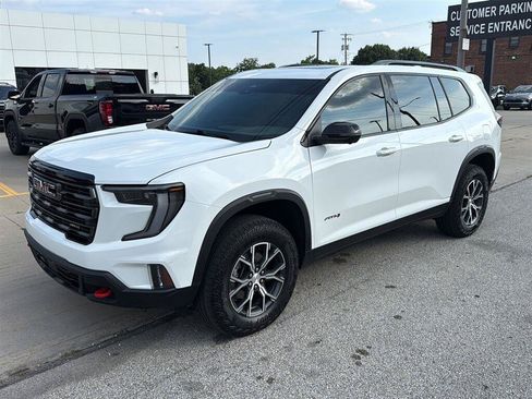 Used 2025 GMC Acadia AT4 AWD/4WD image 1