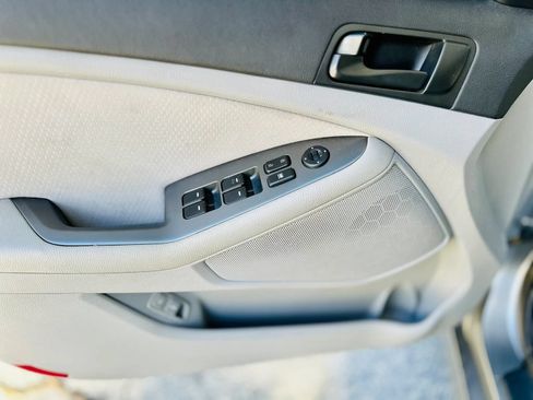 Used 2015 Kia Optima LX FWD image 10