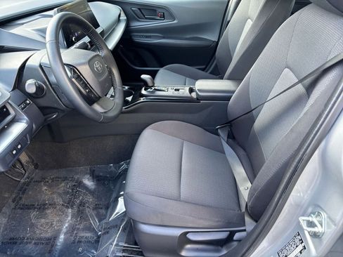 Used 2025 Toyota Prius LE image 23