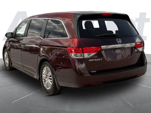 Used 2014 Honda Odyssey LX image 2