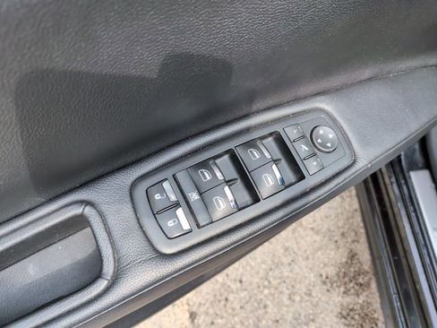 Used 2016 Maserati Quattroporte S Q4 AWD/4WD image 24