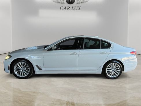Used 2021 BMW 530i xDrive w/ Convenience Package image 2