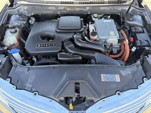 Used 2016 Lincoln MKZ Hybrid image 16