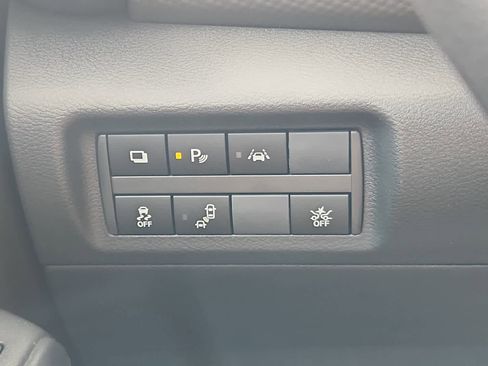 New 2025 Nissan Kicks Play S image 16