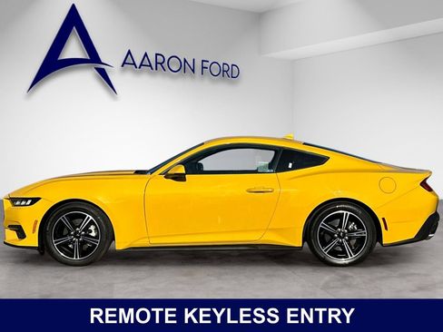 Used 2024 Ford Mustang Premium RWD image 3