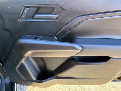 Used 2023 Chevrolet Colorado Trail Boss image 10