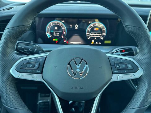 New 2026 Volkswagen Tiguan SE R-Line image 22