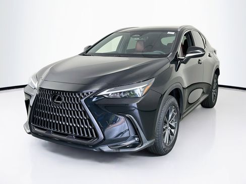 Used 2023 Lexus NX 250 FWD w/ Towing Package (2000 Lbs) image 1