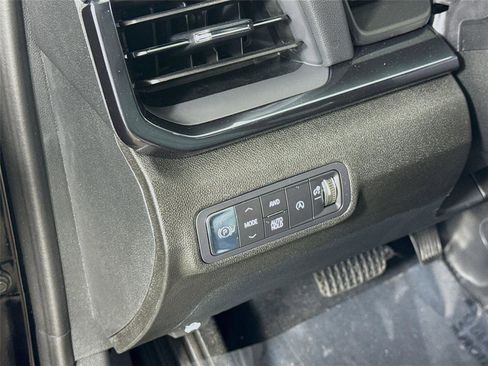 New 2026 GMC Terrain AT4 w/ Convenience Package III image 5