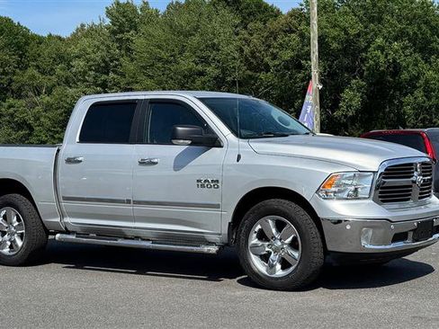 Used 2018 RAM 1500 Big Horn AWD/4WD image 3