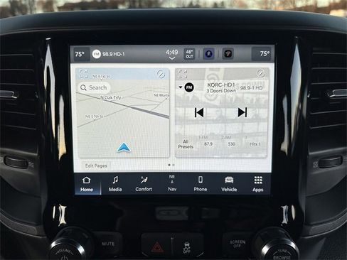 Used 2024 RAM 3500 Tradesman w/ Towing Technology Group image 19