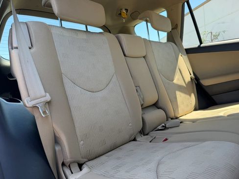 Used 2010 Toyota RAV4 2WD image 18