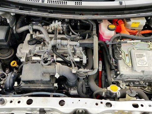Used 2012 Toyota Prius C One FWD image 25
