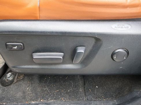 Used 2019 Toyota Tundra 1794 Edition image 13