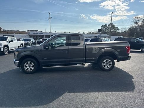 Used 2016 Ford F150 XLT w/ Max Trailer Tow Package image 4