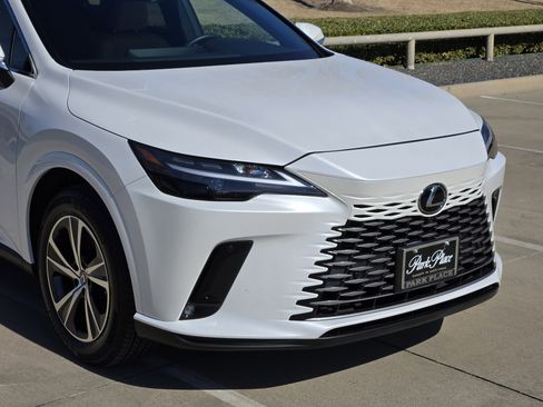 Used 2025 Lexus RX 350 Premium image 10