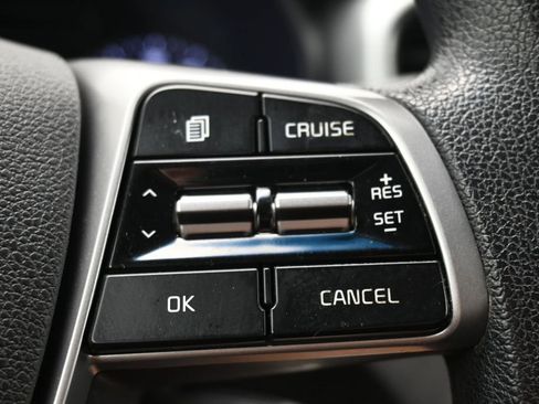 Used 2019 Kia Sorento LX FWD image 23