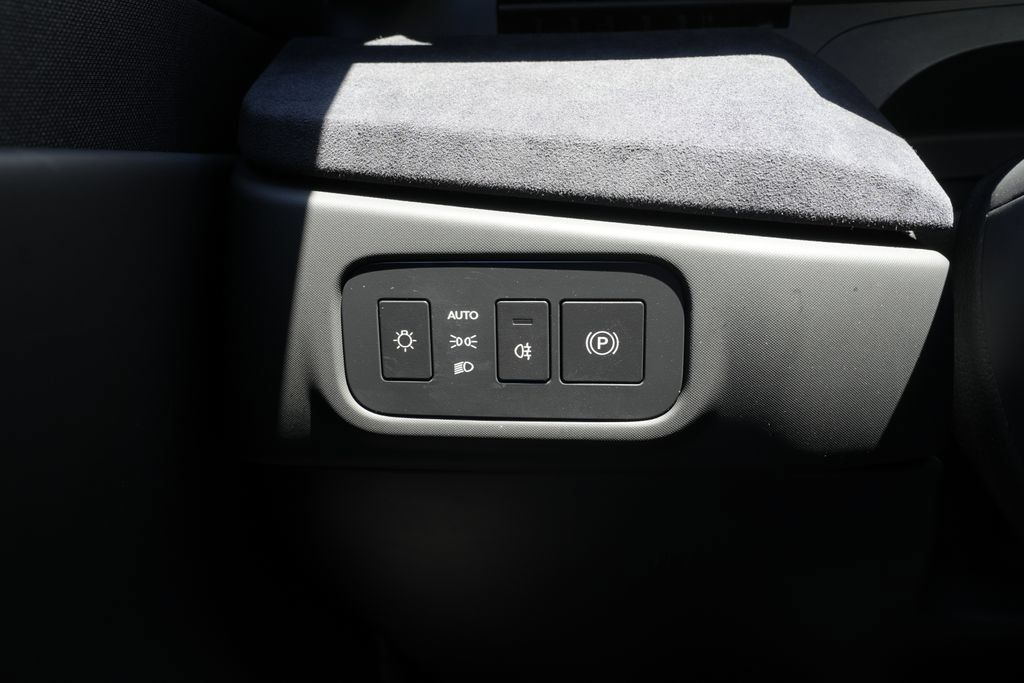 Used 2023 Fisker Ocean Extreme AWD/4WD image 47