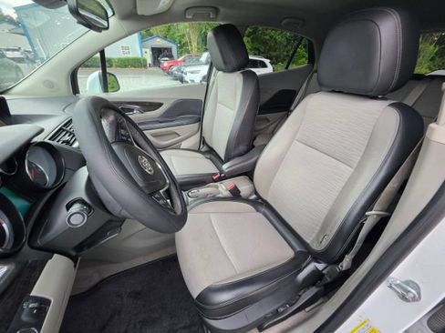 Used 2016 Buick Encore FWD image 14